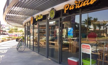 Departamento renta Solares, torre PRIVE, 2 recamáras, 2 autos, alberca, gimnasio