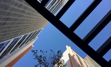 Departamento renta Solares, torre PRIVE, 2 recamáras, 2 autos, alberca, gimnasio