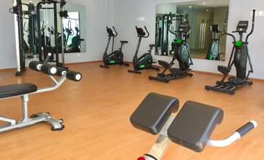 Departamento renta Solares, torre PRIVE, 2 recamáras, 2 autos, alberca, gimnasio