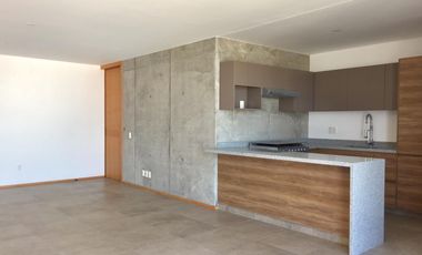 Departamento renta Solares, torre PRIVE, 2 recamáras, 2 autos, alberca, gimnasio