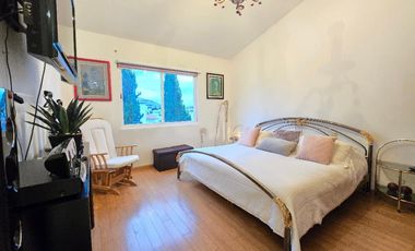 VENTA DE CASA EN REAL ESMERALDA