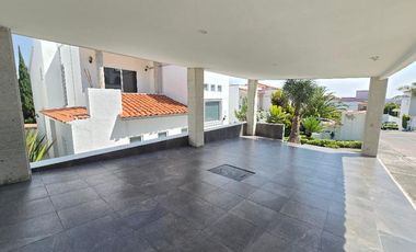 VENTA DE CASA EN REAL ESMERALDA