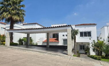 VENTA DE CASA EN REAL ESMERALDA