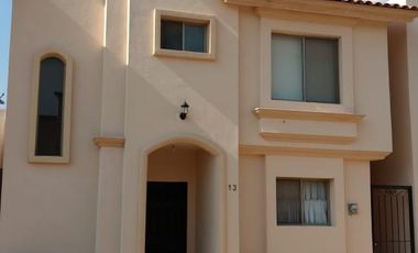 Casa en venta o renta en Villa California, Coto San Fernando