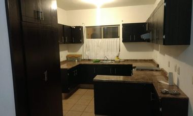 Casa en venta o renta en Villa California, Coto San Fernando