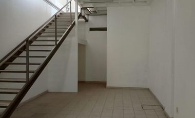 Local en Industrial Alce Blanco