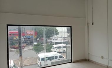 Local en Industrial Alce Blanco