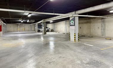 Para estrenar, muy cerca consulado USA, 89 M2, 2 recámaras, 2 baños, 2 autos, gimnasio y business center