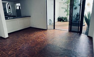 Casa en  Renta calle Cerrada Entra Las Aguilas Y Santa Fe