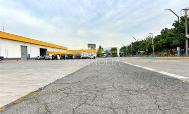 Local Comercial en Arriendo en BODEGA EN AMERICO VESPUCIO, QUILICURA