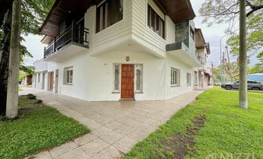 Alquiler profesional - Estudio, consultorios u oficina