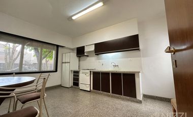 Alquiler profesional - Estudio, consultorios u oficina