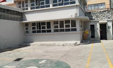 Nave Industrial en Resurgimiento