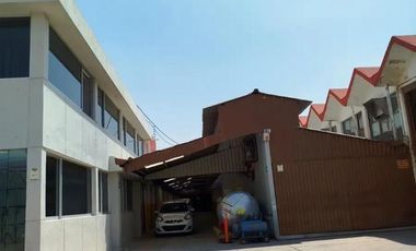 Nave Industrial en Resurgimiento