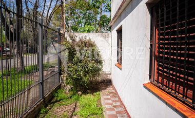 Casa en alquiler c/ cochera en Burzaco