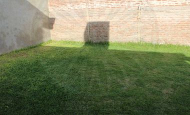 Casa en venta c/ cochera en Burzaco