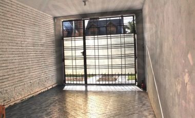 Casa en venta c/ cochera en Burzaco