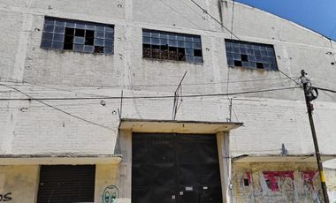 Bodega con Local en venta Colonia Doctores; Toluca