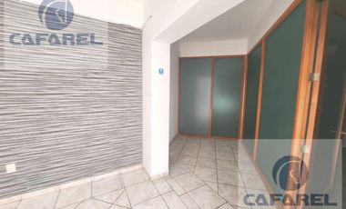 Edificio sobre AV. CONSTITUYENTES en RENTA (BR)