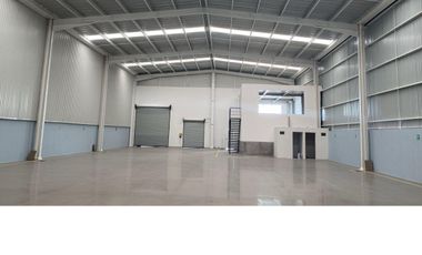 NAVE INDUSTRIAL EN VENTA-RENTA PARQUE GRAND