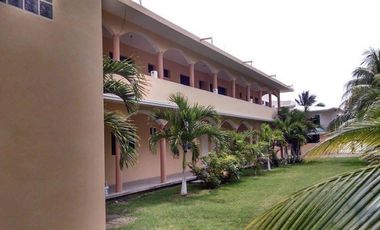 EDIFICIO  EN VENTA O RENTA  SOBRE EL RÍO Y BOULEVARD A LA PLAYA