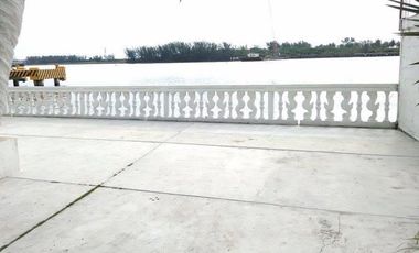 EDIFICIO  EN VENTA O RENTA  SOBRE EL RÍO Y BOULEVARD A LA PLAYA