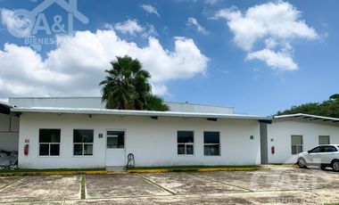 Terreno Nave industrial  y Oficinas en  Venta en la Orduña Coatepec