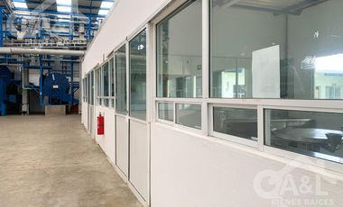 Terreno Nave industrial  y Oficinas en  Venta en la Orduña Coatepec