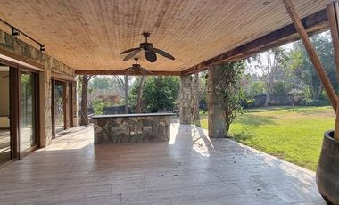 Maravillosa casa con Laguna, lujo y naturaleza