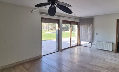 Maravillosa casa con Laguna, lujo y naturaleza