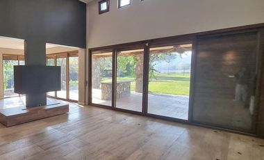 Maravillosa casa con Laguna, lujo y naturaleza