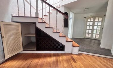 Casa en renta en la Calera con exclusiva ubicación