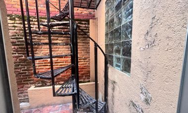 Casa en renta en la Calera con exclusiva ubicación