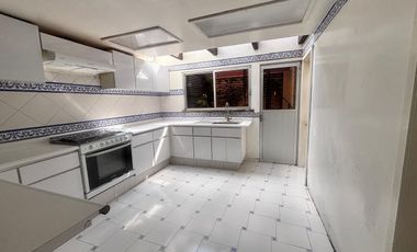 Casa en renta en la Calera con exclusiva ubicación