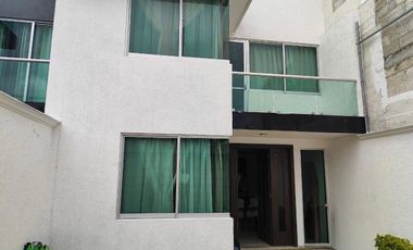 CASA EN RENTA EN CUAUTLANCINGO, CERCA DE PERIFERICO. FRACCIONAMIENTO URBALIA