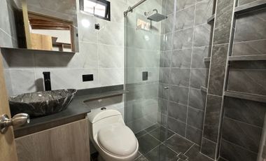 CASA EN ARRIENDO UBICADA EN ENVIGADO SECTOR ALCALA