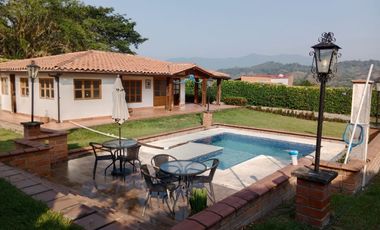 CASA CAMPESTRE EN ARRIENDO VEREDA PALERMO/ NEIRA