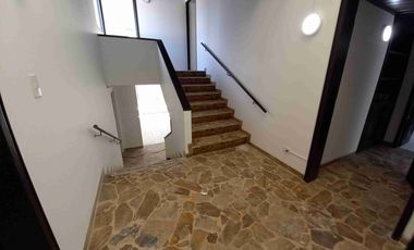 CASA COMERCIAL EN ARRIENDO PALERMO/ MANIZALES