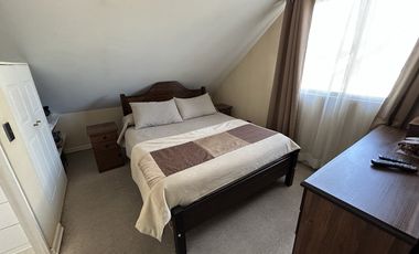 SE RECIBEN OFERTAS. Venta Hermosa Casa familiar de 3 pisos con 5D en Jardín Alto