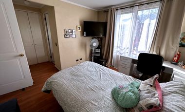 SE RECIBEN OFERTAS. Venta Hermosa Casa familiar de 3 pisos con 5D en Jardín Alto