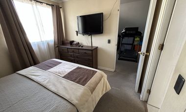 SE RECIBEN OFERTAS. Venta Hermosa Casa familiar de 3 pisos con 5D en Jardín Alto