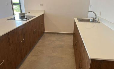 PENT HOUSE EN RENTA EN M10 MONTEBELLO