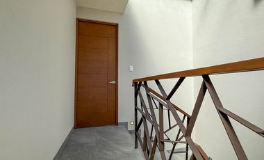 Paseo Jurica, Alondra