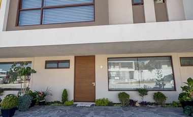 Paseo Jurica, Alondra