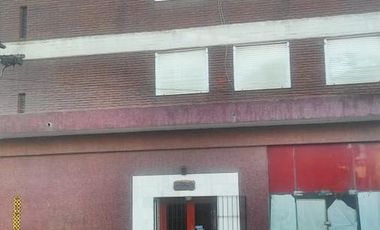 Practico mono ambiente a metros del mar