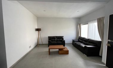 CASA EN VENTA 3 DE MAYO PARA AMPLIAR