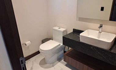 DEPARTAMENTO EN RENTA  EN TORRE 