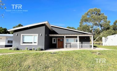 Venta en Ecuestre de Costa Esmeralda - Frente a la cancha de Polo