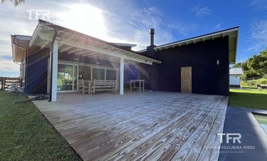Venta en Ecuestre de Costa Esmeralda - Frente a la cancha de Polo