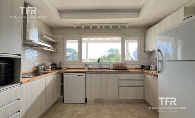 Venta en Ecuestre de Costa Esmeralda - Frente a la cancha de Polo